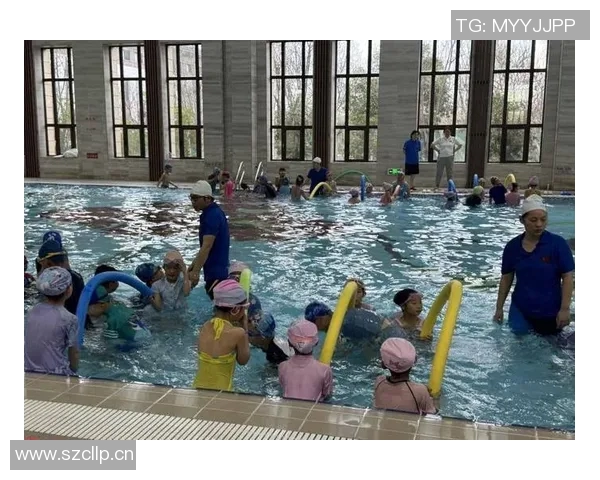 提升泳池安全意识 从预防溺水到紧急救援全方位保障每一位游泳者