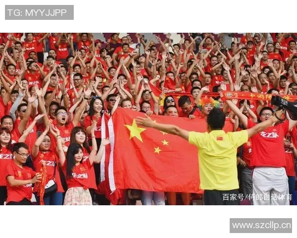 南京足球队配合引发热议球迷对战术与默契的不同看法 南京足球队配合引发热议球迷对战术与默契的不同看法