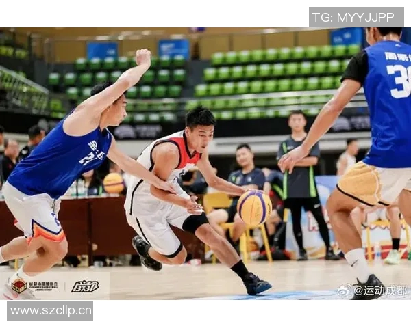 成都篮球队的速度揭秘：激情与技巧交织的赛场传奇