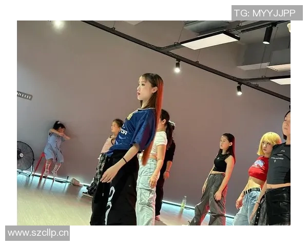 杭州街舞队配合引发热议舞者之间的默契与争议探讨